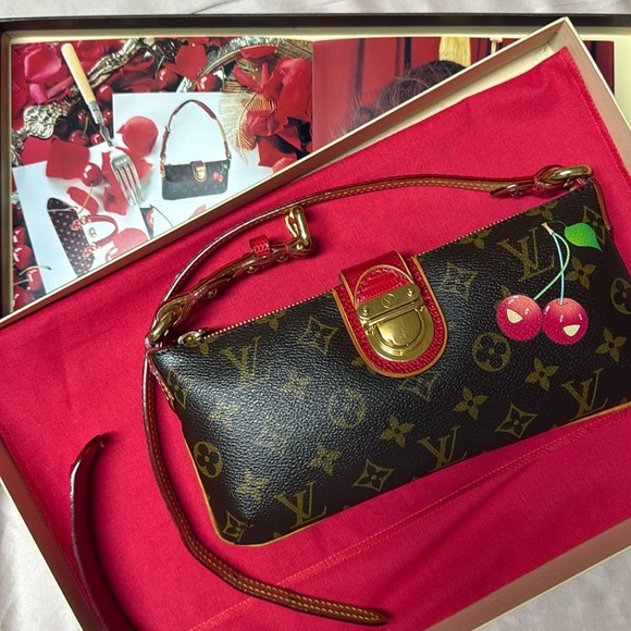 Louis Vuitton Murakami Monogram cherry cerises Lizard Cherry pochette - Picture 4 of 17